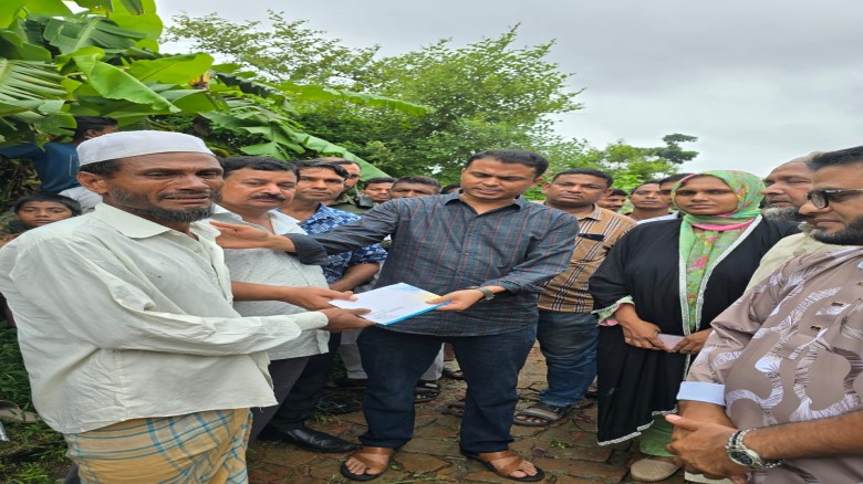 আনোয়ারায় ডোবায় পড়ে শিশুর মৃত্যু, শোকাহত পরিবারে ইউএনও; ২৫ হাজার টাকা ও খাদ্য