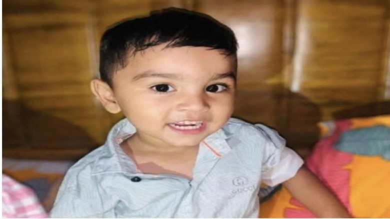 আনোয়ারায় চারতলা ভবনের বেলকনি থেকে পড়ে শিশুর মৃত্যু, নিরাপত্তা নিয়ে প্রশ্ন