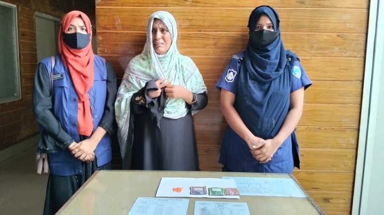 আনোয়ারায় বসতঘরে পুলিশের অভিযান, ৫১ পিস ইয়াবা ও ১২ হাজার টাকা উদ্ধার